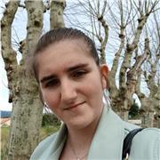 Étudiante en Master MEEF titulaire d'une licence mathématiques donne cours de maths, soutien scolaire et aide aux devoirs